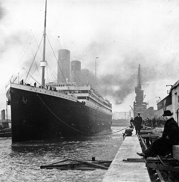 589px-Titanic