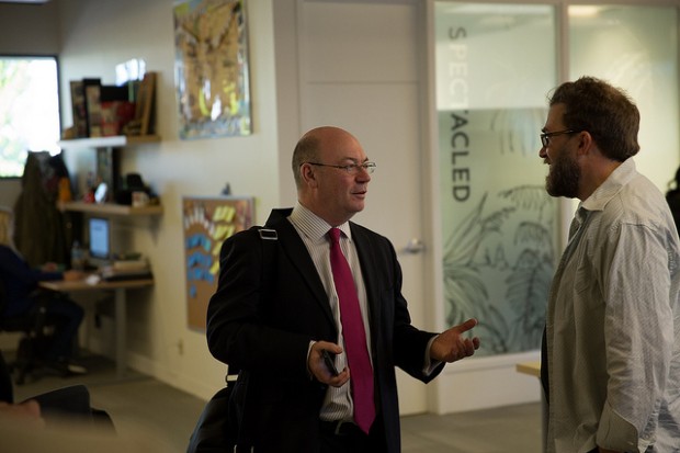 UK MINISTER 2