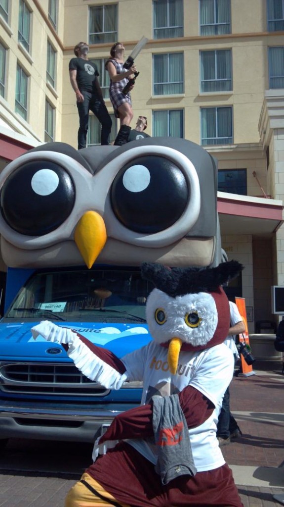 HootBus via @jabauss HootBus via @jabauss