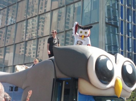 HootBus @jenn4good HootBus @jenn4good