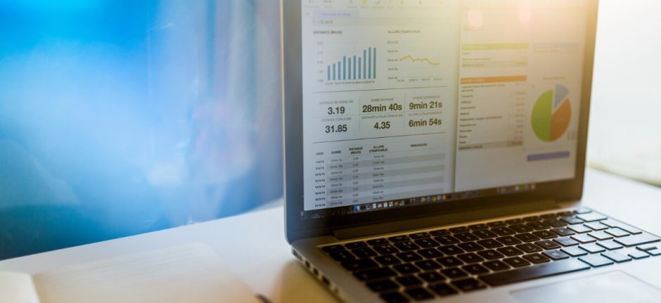A Comprehensive Guide to Social Media ROI | Hootsuite Blog