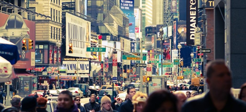 All the Social Media Advertising Stats You Need to Know | Hootsuite Blog