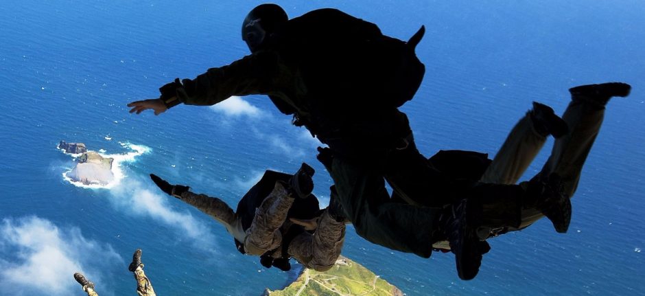 How to Create an Unfair Advantage For Yourself… By (Barely) Breaking the Rules | Hootsuite Blog