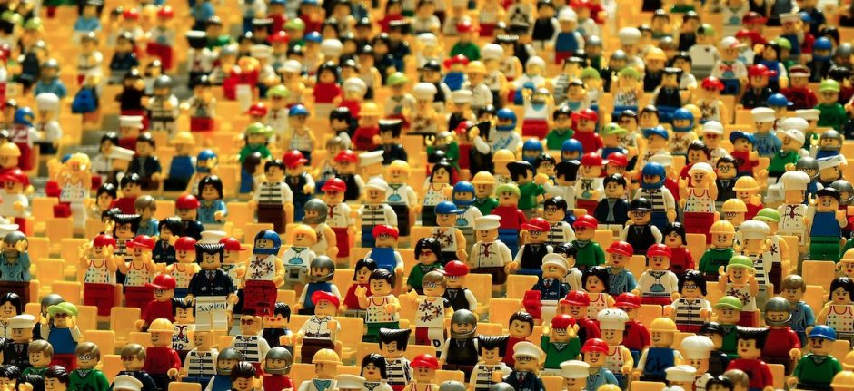 Top Facebook Demographics That Matter to Social Media Marketers | Hootsuite Blog