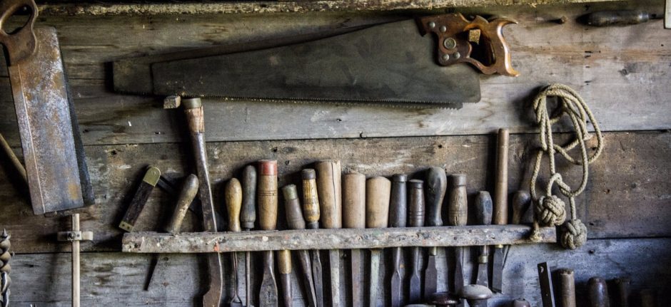 Are You a Social Media Team of One? This Toolkit Can Help | Hootsuite Blog