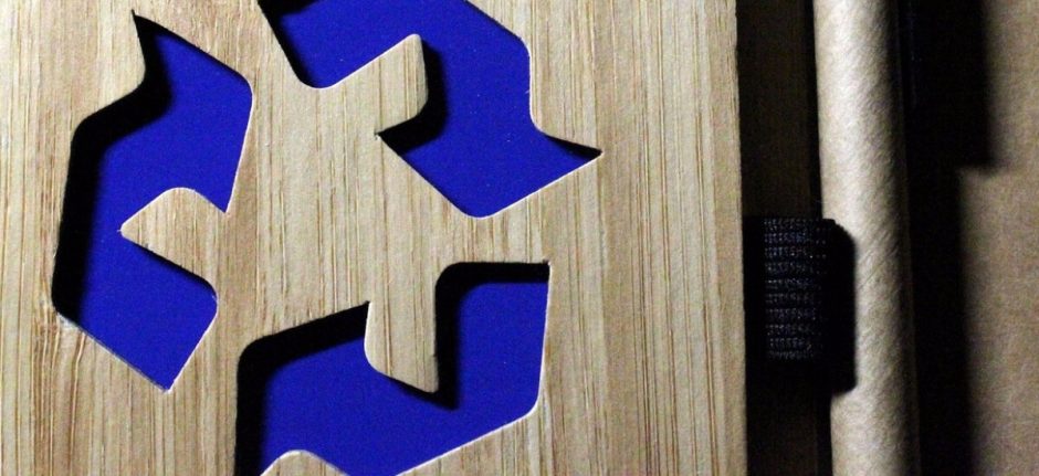 How to Repurpose and Promote Existing Content on Snapchat | Hootsuite Blog