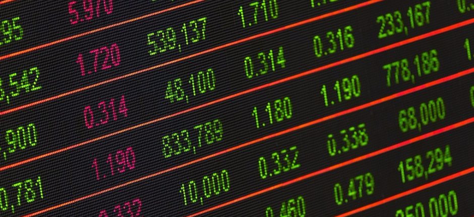 social media in financial services