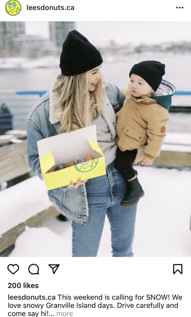 Lee’s Donuts met à profit la neige de Granville Island pour sa légende Instagram