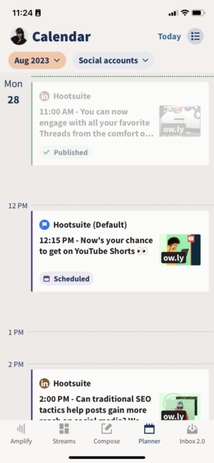 posts automatically scheduled in hootsuite mobile app