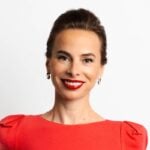 Headshot of Irina Novoselsky, CEO of Hootsuite