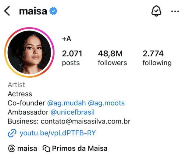 A imagem mostra o perfil da atriz Maisa, cuja biografia contém a descrição do seu perfil, contas associadas, um e-mail de contato e um link do Youtube.